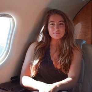 Meet your Posher, Christina